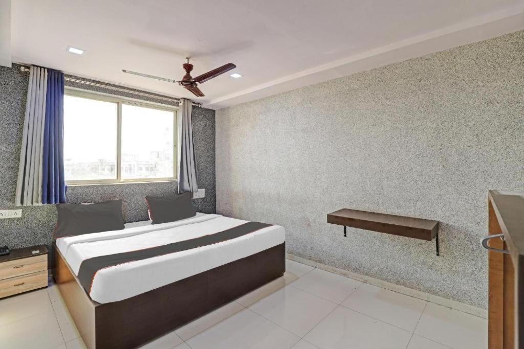 Hotel Mayura, Ankleshwar Luaran gambar